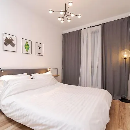 Downtown Scandinavian Igloo With Jacuzzi&terrace Apartment *
