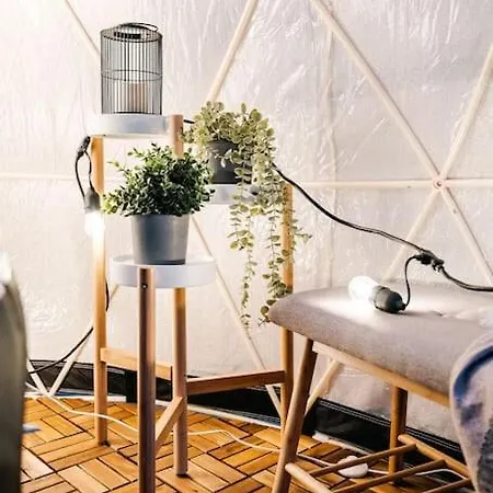 Downtown Scandinavian Igloo With Jacuzzi&terrace * Bucharest