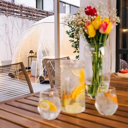 Downtown Scandinavian Igloo With Jacuzzi&terrace *